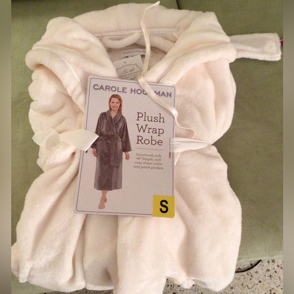 NWT Carol Hochman Plush Robe Ivory Fleece Pocket S Luxury Cozy Warm Classic Soft - Picture 1 of 6